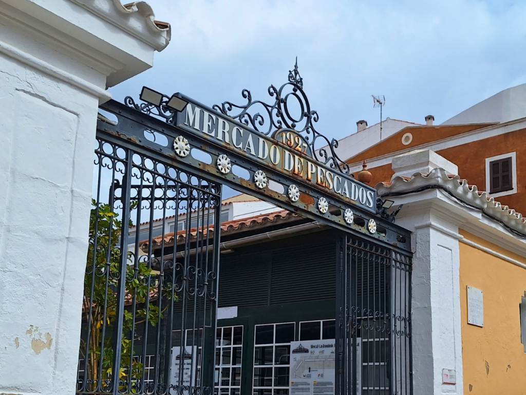 mercado del pescado mahón