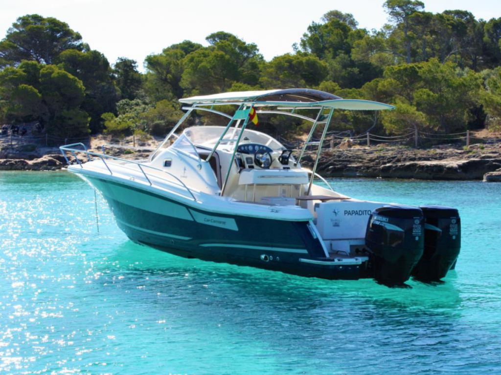 barco cala en bosch